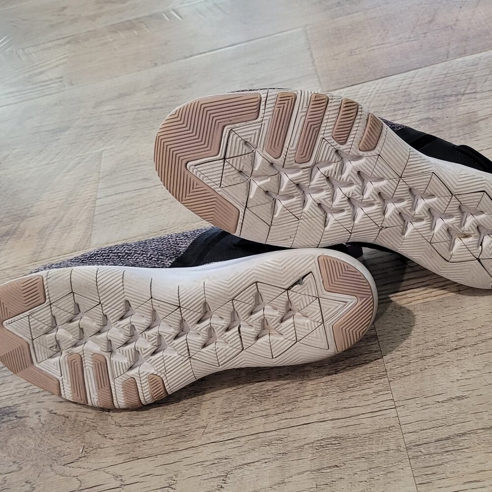 Women's Nike Flex Trainer Tennis Shoe - Picture 5 of 5